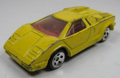 Vehículo diecast Hot Wheels amarillo Lamborghini 1999 escala 1:64 China Foto 1 de 3