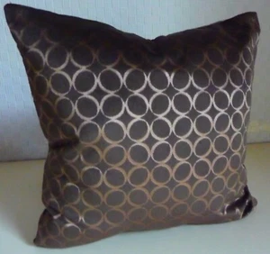 MOLE BROWN JACQUARD PATTERN CIRCLE VELVET CUSHION COVER - DESIGNER VELVET- - Picture 1 of 5