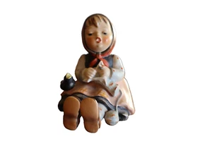 BROKEN TAIL Vintage Hummel Happy Pastime Figurine #69 Girl Knitting Bird TMK3 - Picture 1 of 9