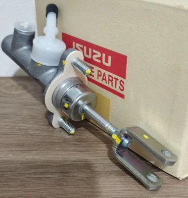 TRAJES CILINDRO MAESTRO EMBRAGUE ISUZU D-MAX HI LANDER 2012-18 PIEZAS ORIGINALES Foto 1 de 4