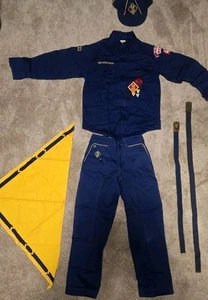 Cub scouts BSA Uniform. Look at Photos for Measurments - Picture 1 of 23