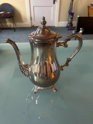 Cafetera WM Rogers Silver Plate Foto 1 de 4