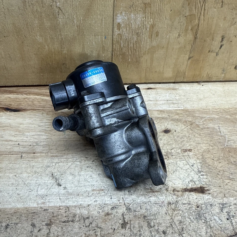 1995-2000 LEXUS TOYOTA OEM SC300 LS400 SC400 EGR VALVE 25620-50030 Foto 1 de 4