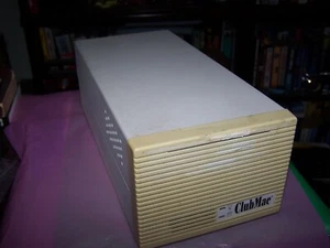 Disco duro externo SCSI vintage ClubMac de 530 MB con sistema operativo 7.5.1 - Imagen 1 de 3