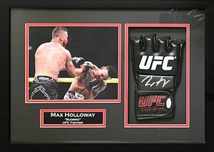 Max Holloway autographed signed framed glove UFC JSA Blessed Justin Gaethje - Picture 1 of 2