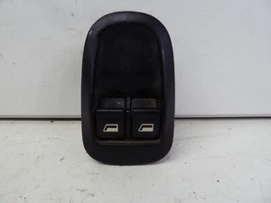 2006 PEUGEOT 206 3DR OFFSIDE RIGHT DRIVERS SIDE FRONT WINDOW SWITCH TWO WAY - Picture 1 of 6