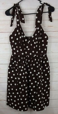 Vestido BCX para mujer marrón con lunares blancos talla 11 correa para el hombro corbatas y bolsillos  Foto 1 de 4