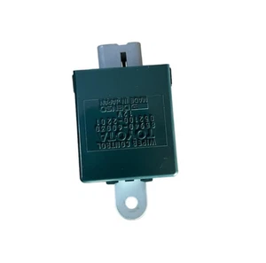 TOYOTA Genuine Land Cruiser Windshied Wiper Relay Assy 85940-60030 - Picture 1 of 2