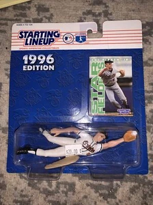 1996 Starting Line-up, Cal Ripken, Jr., Figurine and Card - Picture 1 of 2