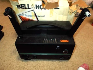 Vintage BELL & HOWELL 20XS Movie Projector/Complete and Working w/Manual. - Picture 1 of 13