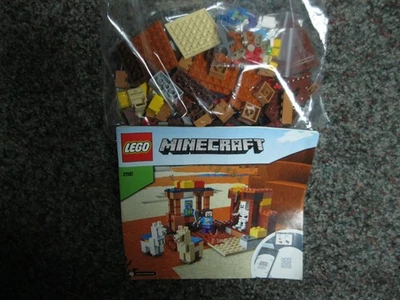 LEGO Minecraft Set 21167 The Trading Post. Complete w/instructions -NO BOX - Image 1 of 2