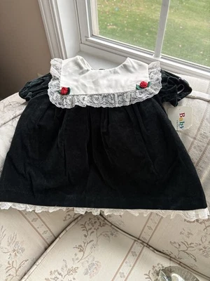 NWT Dress Size 3 -6 Mos Hunter Green Velveteen White Collar w/ Red Ribbon Roses - Image 1 of 4