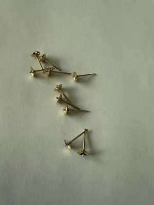 5mm pearl cup with peg and post earing 14kt gold filled 5prs - Image 1 of 4