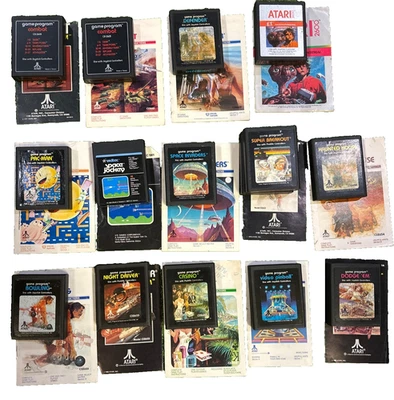 雅达利 2600 15 游戏套装带手册 PacMan、ET、Haunted House、Space Invaders — 第 1/4 张图片