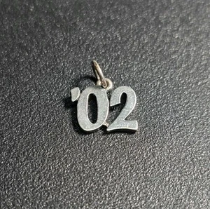 Dije James Avery Plata de Ley '02 Año 2002 - Imagen 1 de 6