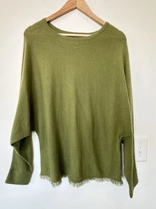 Cashmere Box Womens Small Green Cashmere Fringe Long Sleeved Sweater - Picture 1 of 6