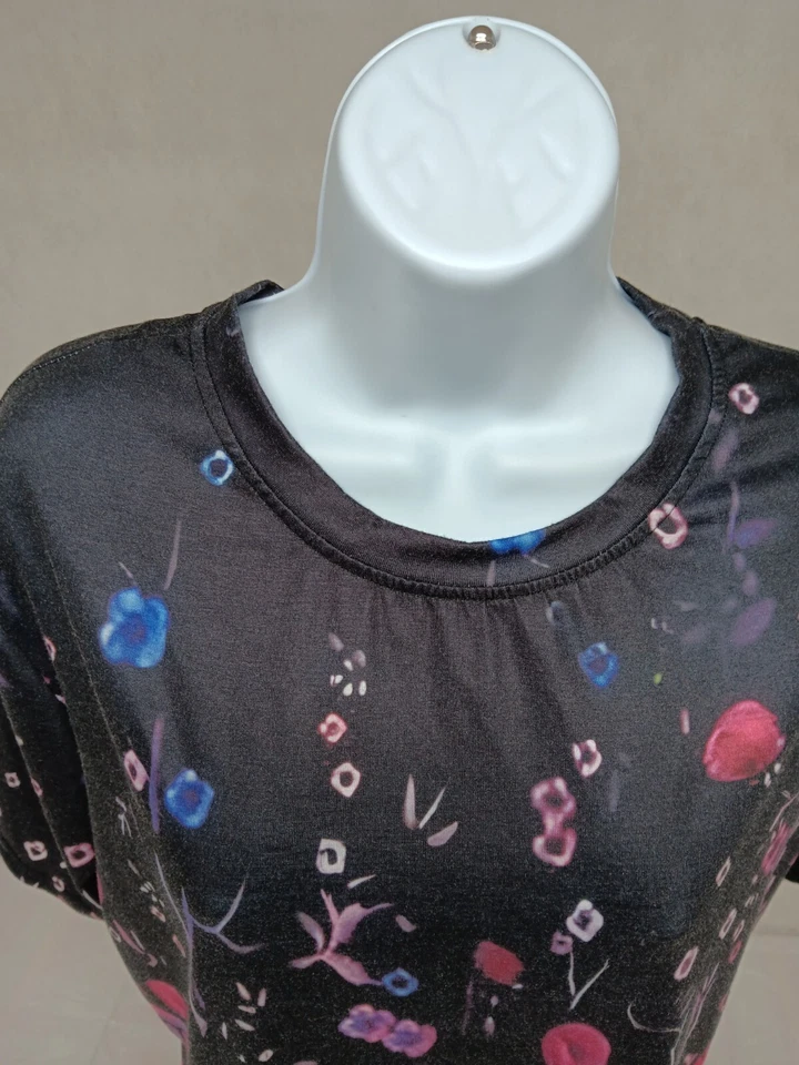 ЧЕРНЫЙ РОЗОВЫЙ ЦВЕТОЧНЫЙ ЖЕНЩИН 2 X КОРОТКИЙ РУКАВ ФУТБОЛКА ЭЛАСТИЧНОЙ - Изображение 1 из 4