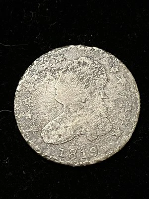 Cuarto busto tapado 1819 dañado  Foto 1 de 2