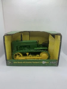 2000 ERTL John Deere 40 Crawler 1:16 Scale Diecast 5072 NEW - Picture 1 of 10
