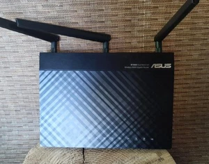 ASUS RT-N66U Dual-Band Wireless-N900 Gigabit Router (Unit Only) - Picture 1 of 3