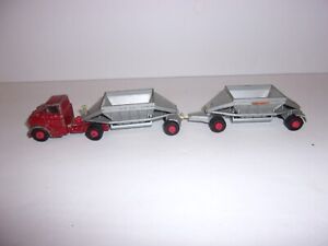 Lesney Matchbox Major Pack M4 Fruehauf Hopper Tractor and 2 Trailers