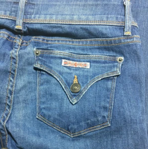 Pantalones de mezclilla azules ligeros elásticos bootcut tiro bajo solapa bolsillo Hudson para mujer talla 26 - Imagen 1 de 12