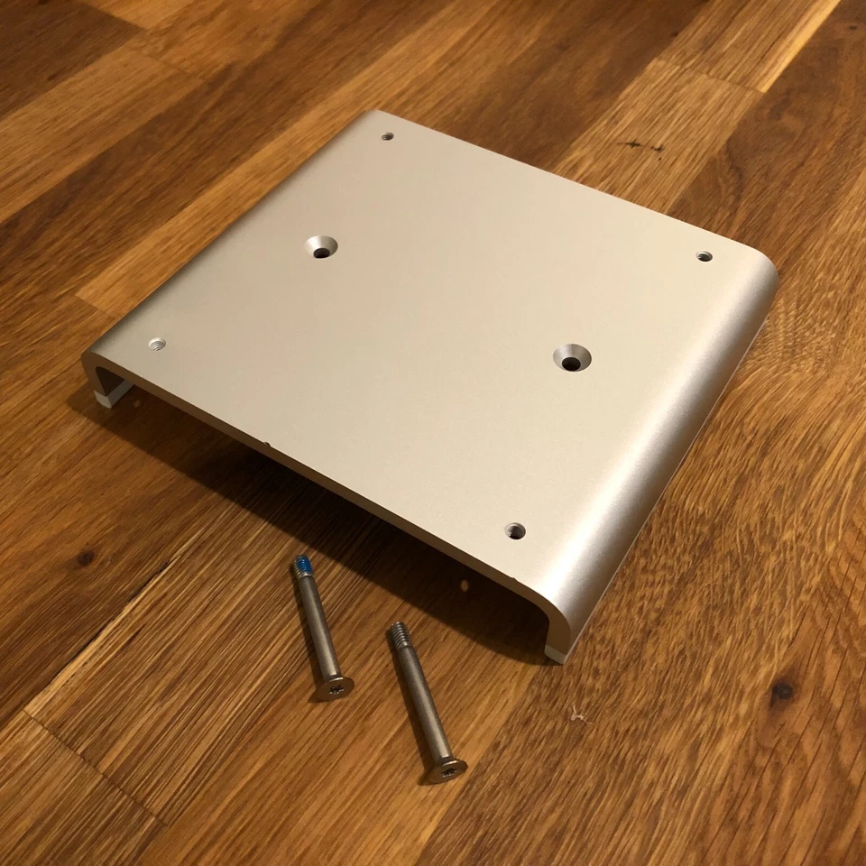 Apple 923-0424 VESA Mounting Bracket for iMac 27" A1419 and A2115 Late 2012-2020 - Image 1 of 4