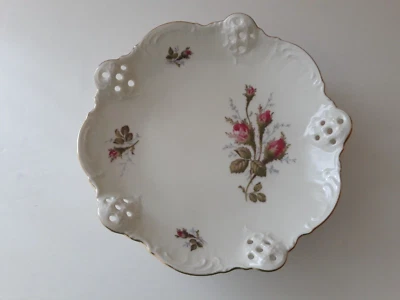 Rosenthal Alemania Rosas y Brotes 8" Pie Redonda Borde Dorado Recortes Plato Bonito Foto 1 de 4