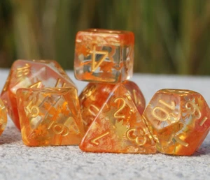 Dragon's Fall Leaves - Juego de dados 7 piezas de resina poliédrica 5e DND RPG - Imagen 1 de 9