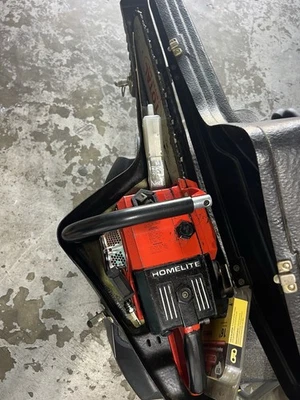 Vintage Homelite Super E-Z Automatic with Parts Book And Case. - Runs Well.  - Image 1 of 4