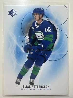 2020-21 Upper Deck SP Hockey - Base Set Blue Foil Parallels (1-100) - Image 1 of 4