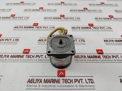 Oriental Motor 2IJ3GA-A2 Induction Motor 3W 100V 50/60Hz - Image 1 of 4