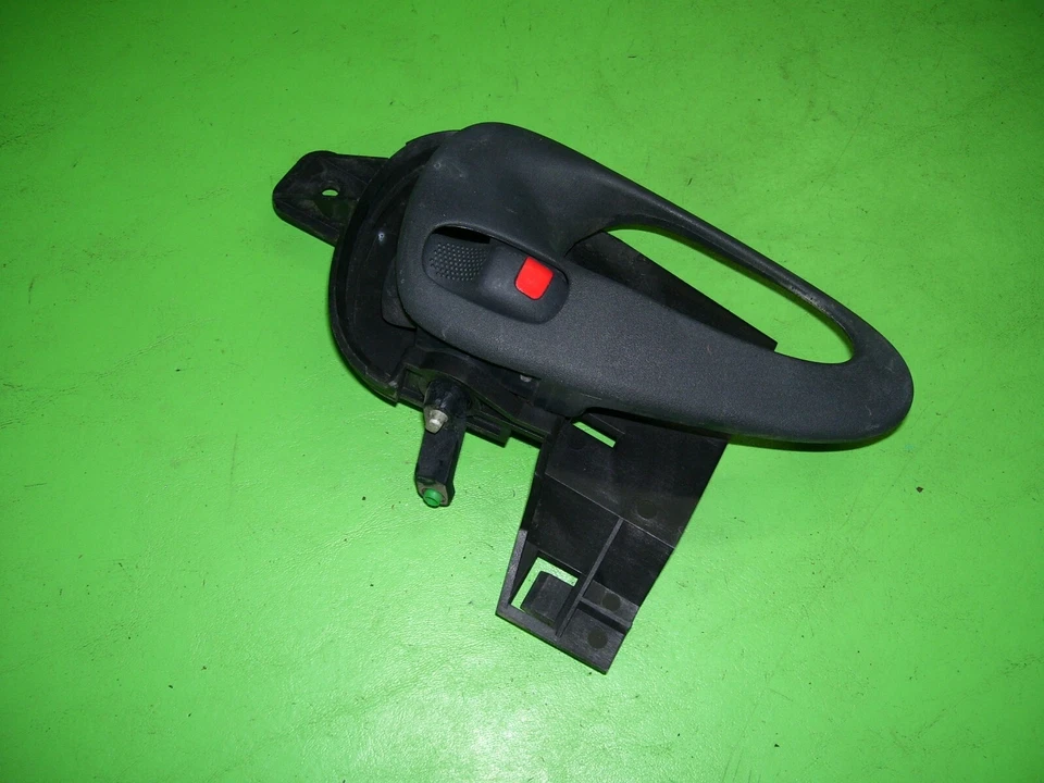 99 Pontiac Grand Am Left Front Interior DOOR HANDLE OEM - Image 1 of 1