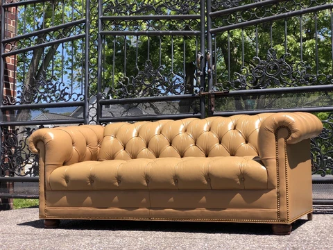 vintage tufted leather chesterfield sofa Cover