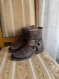 FRYE PHILLIP STUDDED HARNESS DISTRESSED BOOTS ANKLE LEATHER BIKER SIZE 8 1\2 B - Picture 1 of 13