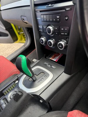 Gear Surround Centre Console Trim FOR HOLDEN COMMODORE VE SERIES 1 SV6 AUTO - image 1 of 4