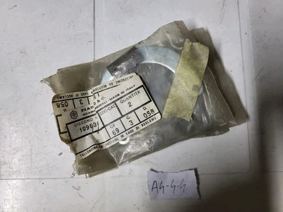 Staffa Supporto Fermo Forcella Piaggio Ape Mp Originale 109636 - Immagine 1 di 3