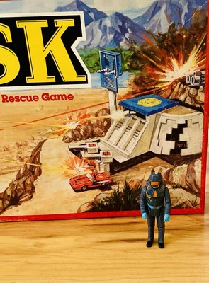 M.A.S.K. Figura Kenner Miles Mayhem Switchblade con máscara de casco de colección rara Foto 1 de 3