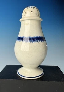 Antique English Pepper Pot: Blue Feather Edge Pearlware Staffordshire Leeds 1820 - Picture 1 of 16