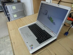 Dell Inspiron 6000 / Pentium M @ 1.6 GHz, 1GB of RAM / Parts Laptop / Tested - Picture 1 of 7
