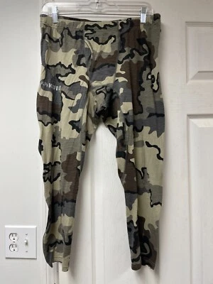 Kuiu ULTRA Merino Wool Mens Medium 145 Zip-Off Bottom VIAS Camo Base Layer - Image 1 of 4