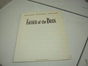 FATHER OF THE BRIDE PRESS KIT 1991  6 PRESS PHOTOS W/FOLDER STEVE MARTIN  SHORT - Picture 1 of 7