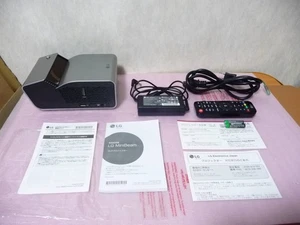 LG PH450UG LED Mini Beam UST DLP Projector - Picture 1 of 10