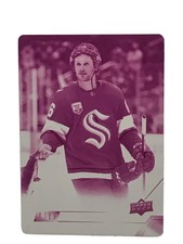 2022-23 Upper Deck Series 1 Jared McCann #C67 Magenta Printing Plate 1/1