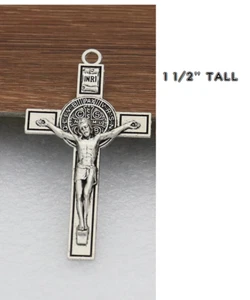 JESUS RELIGIOUS CROSS CRUCIFIX Pendant DIAMOND Cut 925 Sterling Silver 18" Chain - Picture 1 of 8
