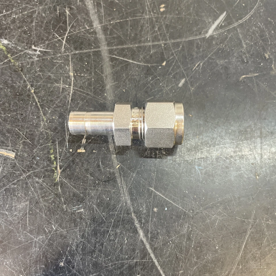 Swagelok SS-600-R-6 ., 3/8 x 3/8 tube adapter   , - Image 1 of 1