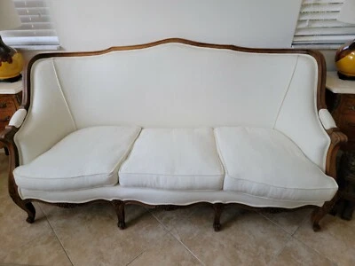 ANTIQUE FRENCH LOUIS XV CARVED WOOD Off White Upholstery. - Image 1 of 4