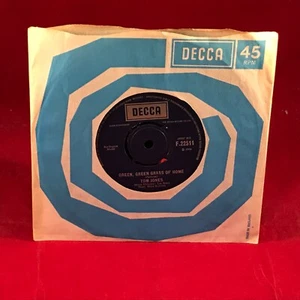 TOM JONES Green, Green Grass Of Home 1966 UK 7" vinyl single original Decca 45 ~ - Picture 1 of 2