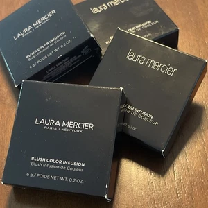 Infusión de color rubor Laura Mercier 6 g/0,2 oz elige tu tono nuevo en caja (5275) - Imagen 1 de 2