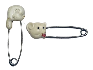 Baby DIAPER SAFETY PINS Vintage 1950s/1960s TEDDY BEAR & DUCK White Plastic - Picture 1 of 3